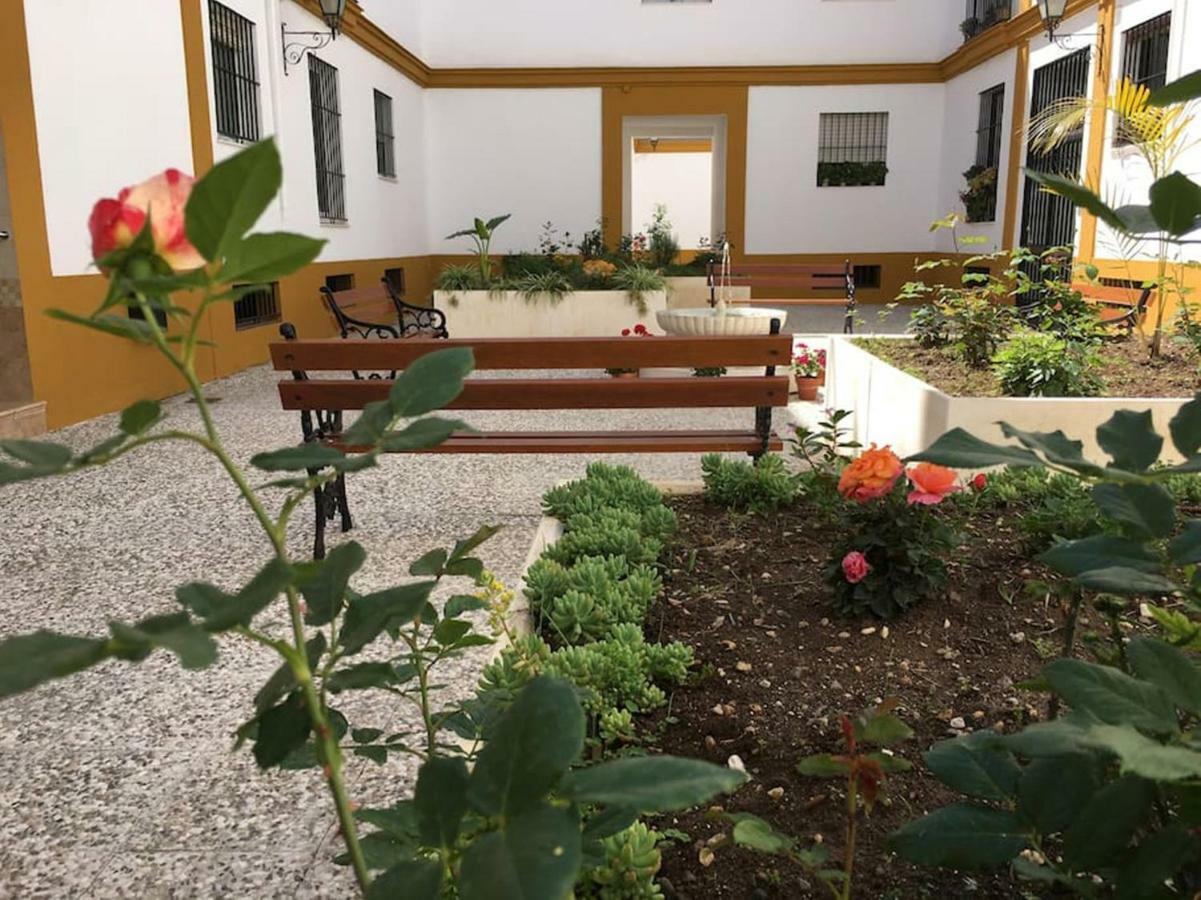 Apartamento Jardin De Santa Paula Seville Exterior photo