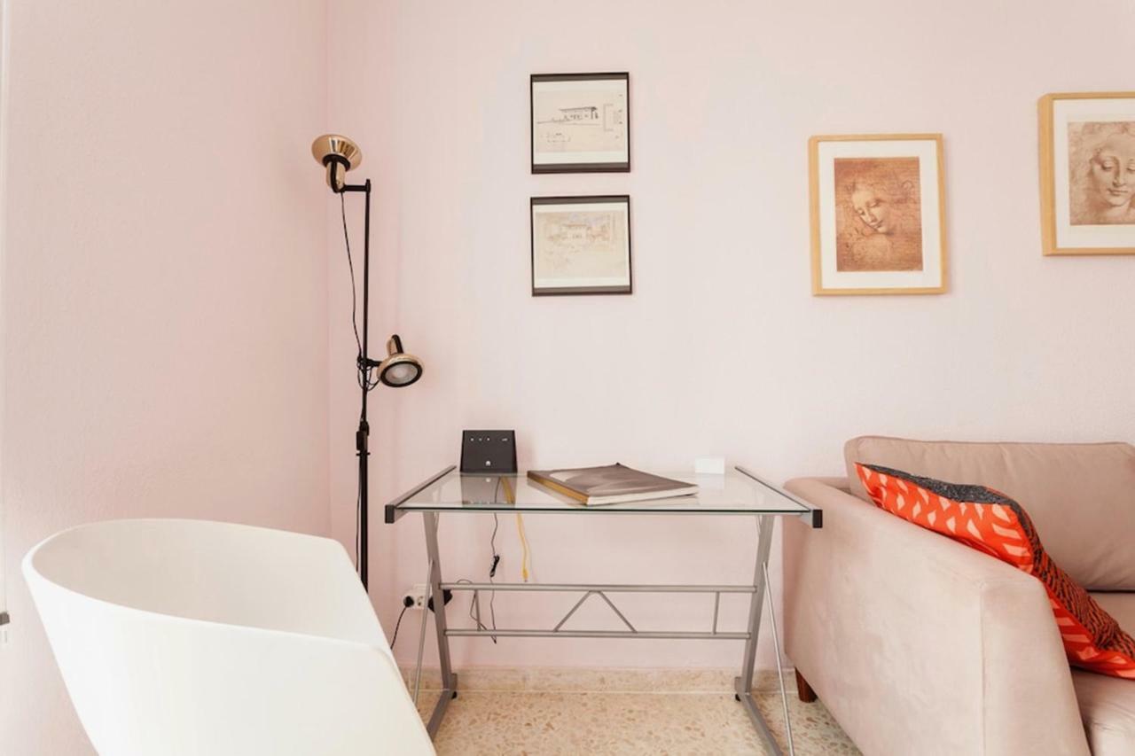 Apartamento Jardin De Santa Paula Seville Exterior photo